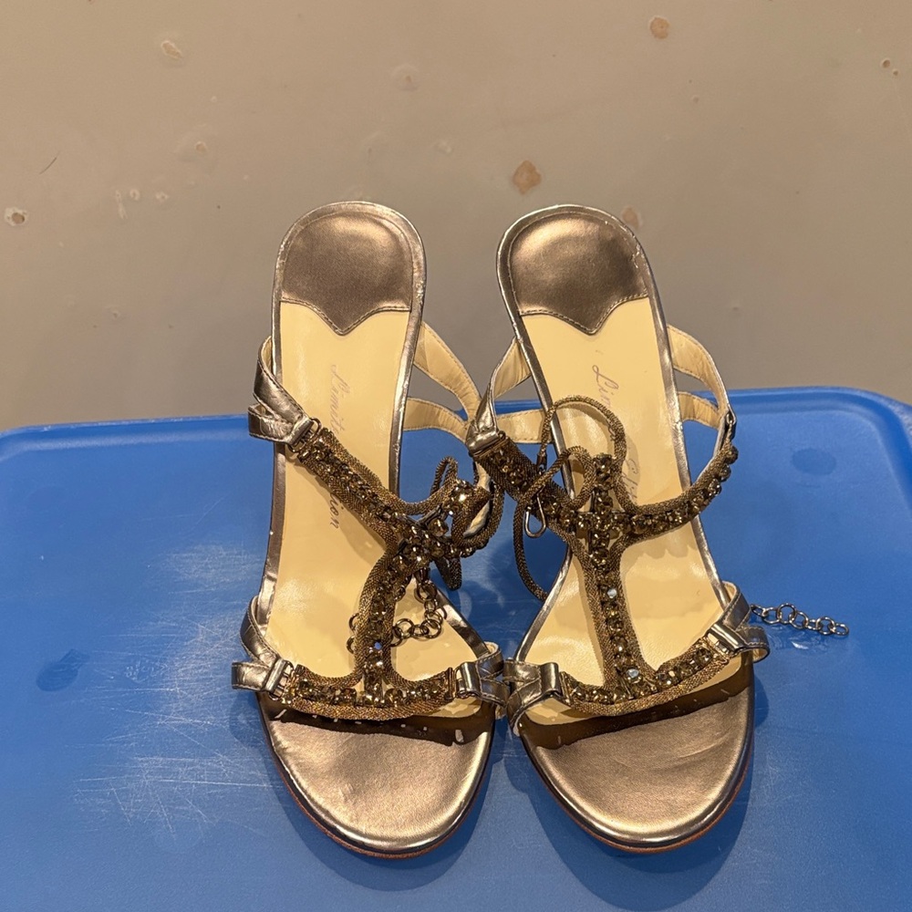 Chic Women's Gold Heels with Embellishments Veronica